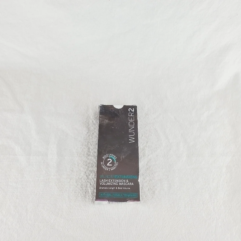 WUNDER Extensions Lash Extension volumizing and Mascara